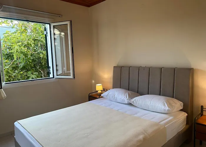 Anabelis & Apartament Kateleios